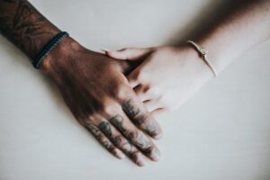 医療脱毛で肌の透明感は上がるのか？