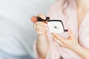 医療脱毛前に化粧水を使うべきかどうかのポイントは？
