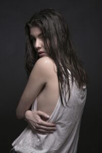 20代が若い肌を脱毛効果で高める方法は？